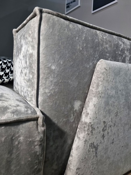 Диван-кровать трехместный с боковинами и оттоманкой Беленс